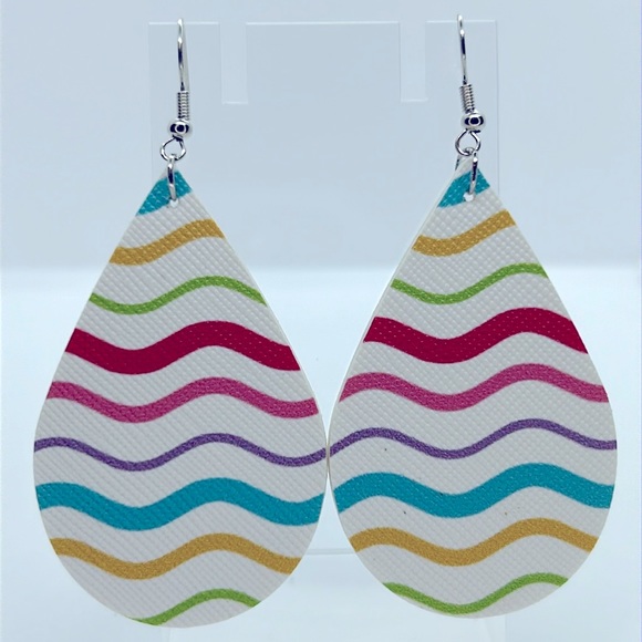 Faux Leather Dangle Earrings - Picture 3 of 3